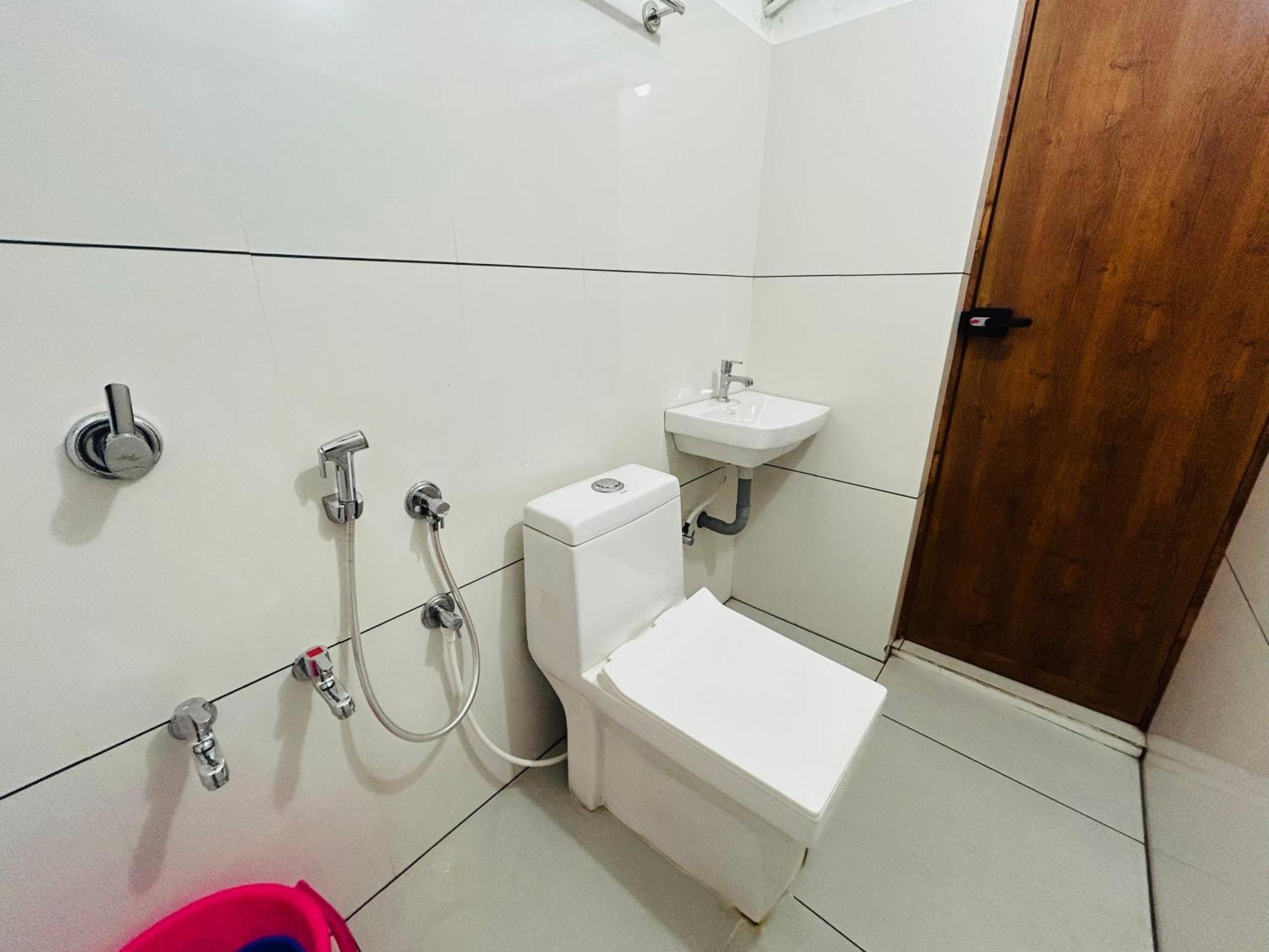 Rio Rooms Medical College Кожикоде Екстер'єр фото